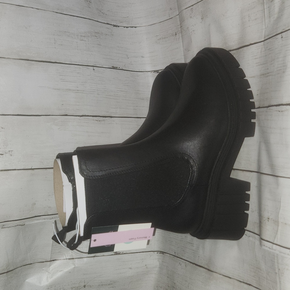 Platform Boots - Picture 4 of 6